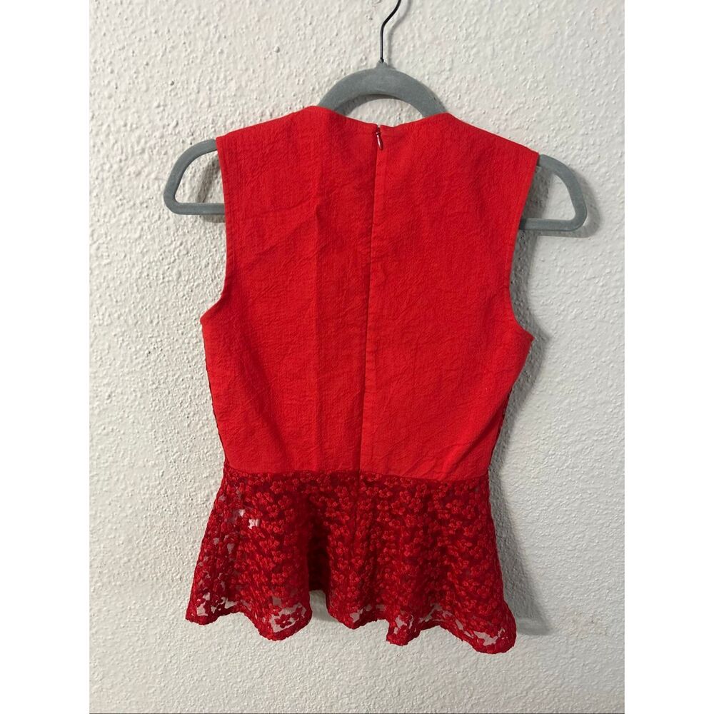 Maje slevless floral embroidery red top size 2 - Picture 2 of 4
